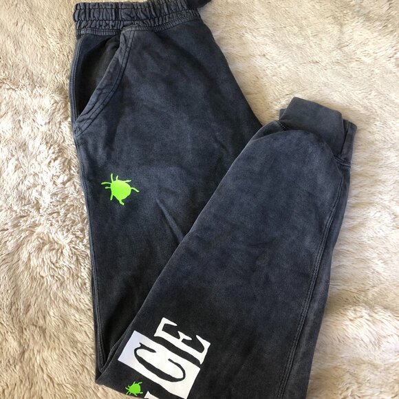 Beetlejuice The Musical Joggers - Size Medium/Large - Picture 1 of 5